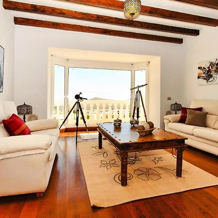 Holiday Home In Nazareth *